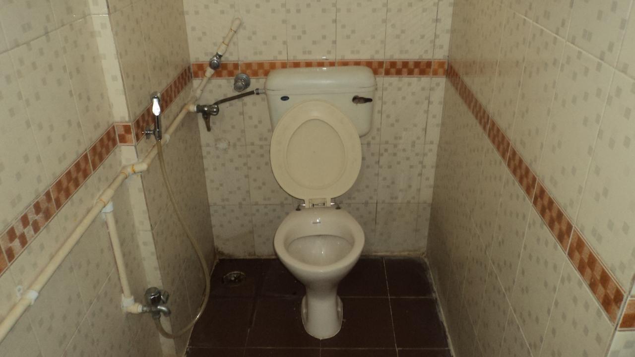 Girija Payyade Hotel Kalyān Zewnętrze zdjęcie